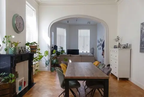 Ruim lichtrijk duplex appartement te huur op toplocatie in G