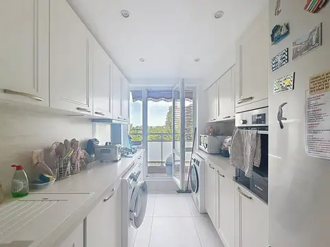 3 bedroom Apartment to rent in Anderlecht