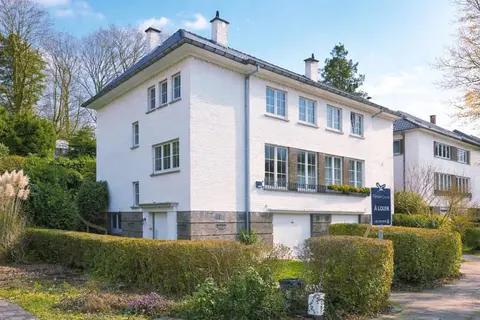 Chant d'Oiseau neighbourhood - 5-bedroom house for rent