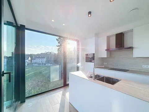 For rent: stylish, gated apartment in Sterrebeek