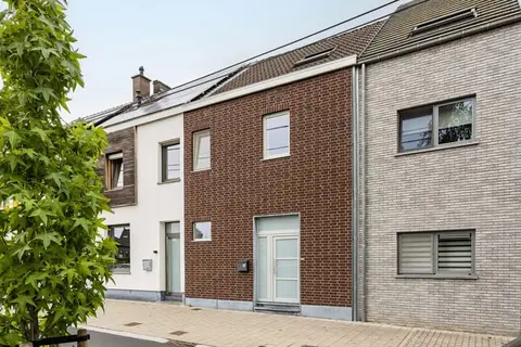 House with 3 bedrooms!