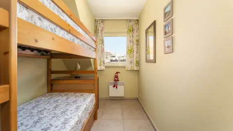 Gemeubeld appartement met 2 skaapkamers