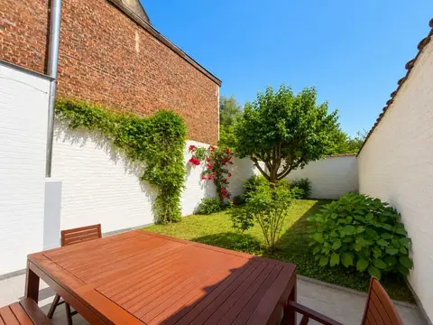 Schaerbeek – EU District | Charming Character House, unfu...