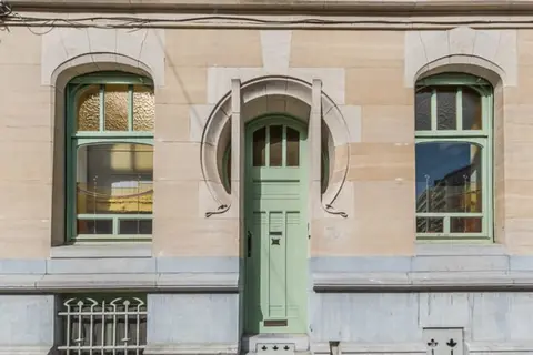 Art Nouveau townhouse - European Quarter