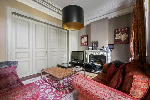 Exclusive rural square farmhouse in Arc-Wattripont