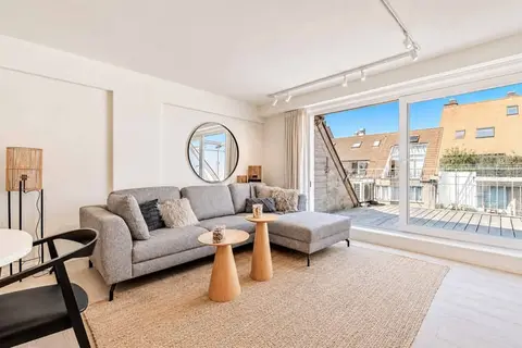 Prachtig vernieuwd duplex appartement met 3 slaapkamers e...