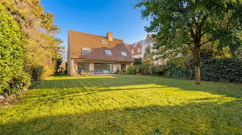 Single villa with south-facing garden in the famous Oosthoek