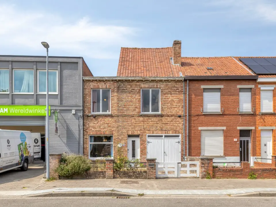 4-slpkwoning met inpandige garage op topligging !