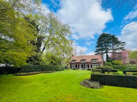 Beautiful house with pool in Domaine Fuji