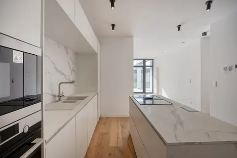 Stylishly renovated flat