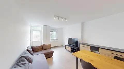 2-bedroom house with garage and garden