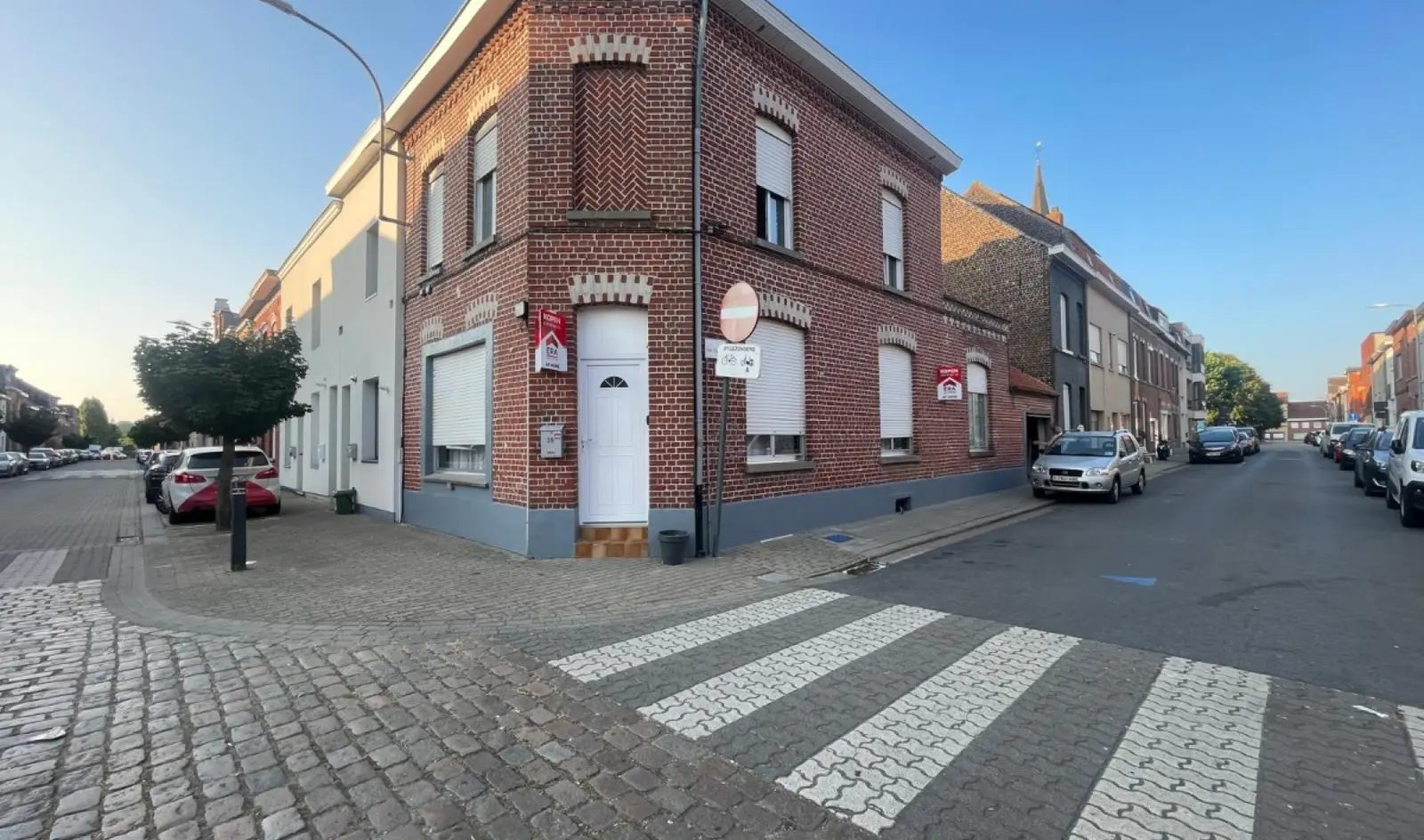 Menen - Woning met 5 slaapkamers in het centrum te koop
