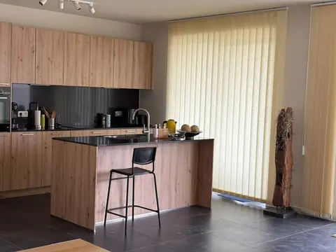 3 bedroom Apartment to rent in Wezembeek-Oppem