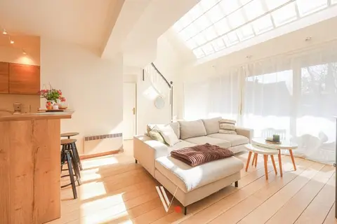 Stijlvolle bel-etagewoning met 2 slaapkamers in hartje Iz...