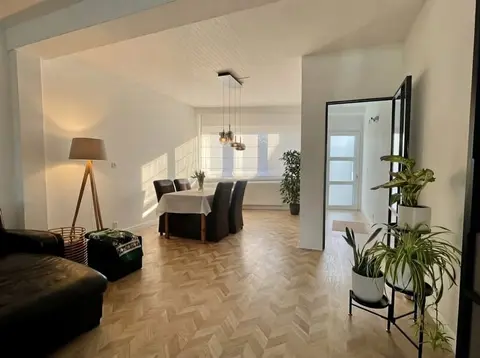 Renovated home (label B) with at least 5 bedrooms!