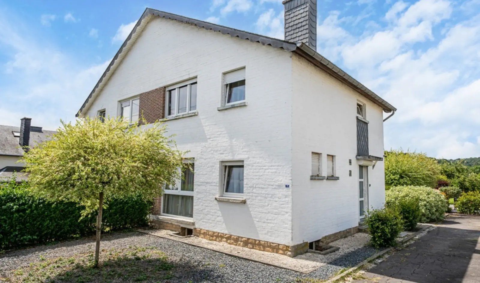 Huis met 3 gevels en tuin in Messancy