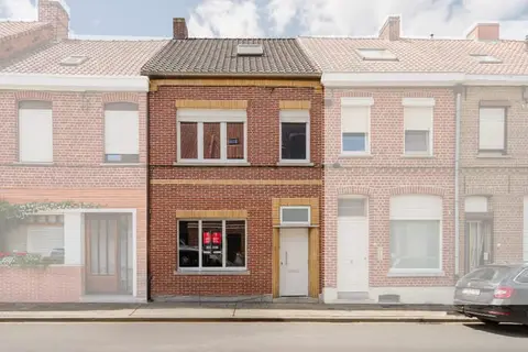 Instapklare woning met 3 slaapkamers en zonnige tuin