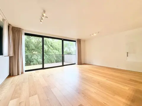 Splendid 2-bedroom apartment with large terrace