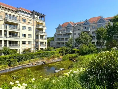 Sainte-Alix - Superb 3-bedroom apartment with private park