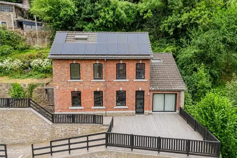 4 bedroom House for sale in Tilff