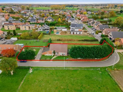 Quietly located home on a spacious lot