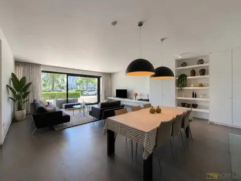 Te koop, Luxueus gelijkvloers appartement met 3 slaapkame...