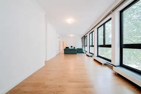 2 bedroom Apartment for sale in Charleroi