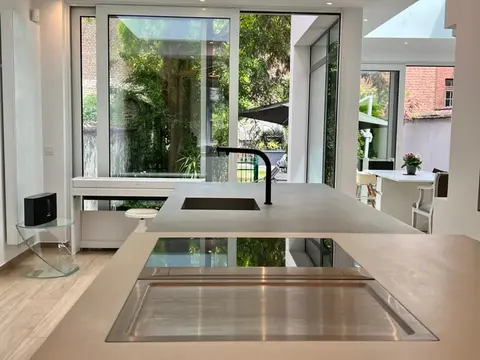 Renovated town hown house in quiet central location