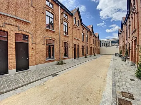 Renovated two-bedroom house in Gent-Visserij