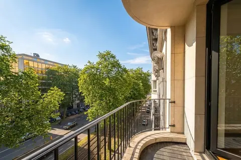 JARDIN DU ROI - LUXURY 3 BEDR APT WITH TERRACE + PARKING