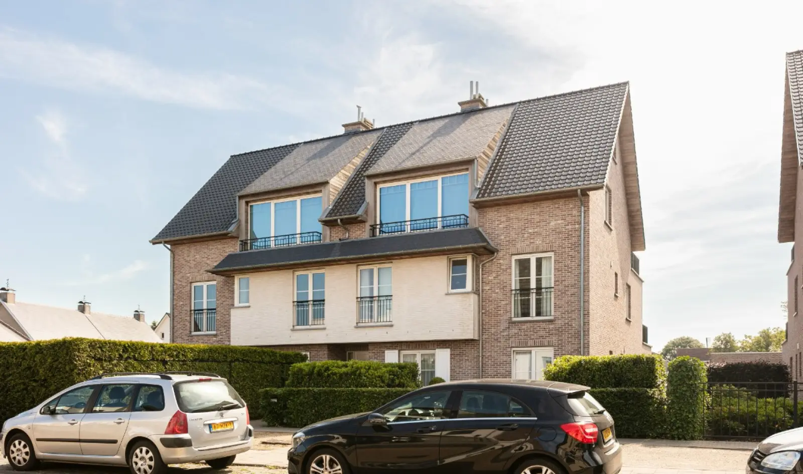 Duplex appartement met 2 slaapkamers, 2 badkamers en terras