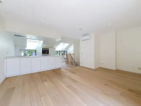 Brand-new duplex with 2 bedrooms and office – Vivier d'Oie